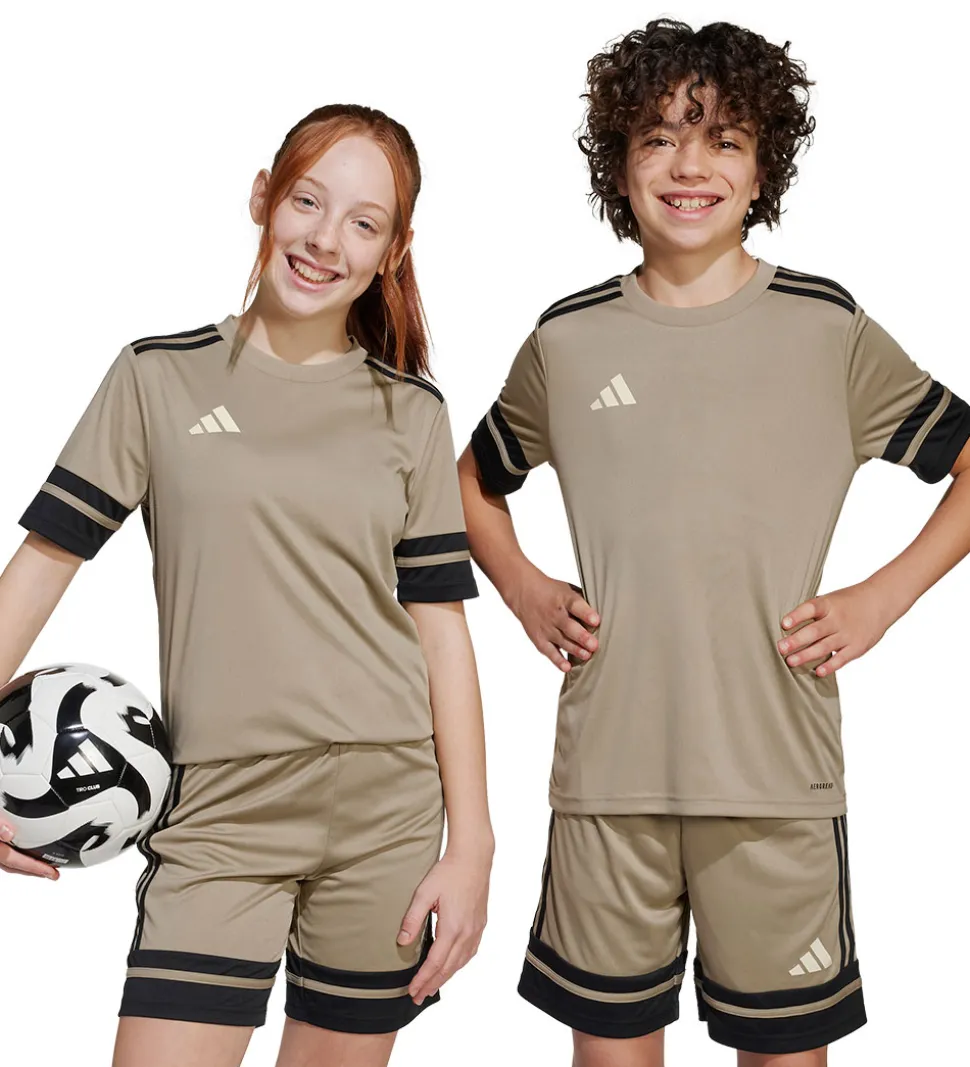 adidad Performance T-shirt - Squadra25 - Blanch Cargo/Sort/Warm