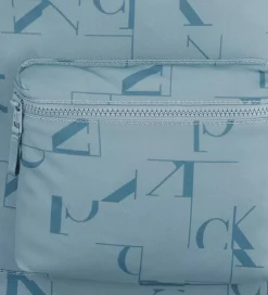 Calvin Klein Skoletaske - City Grid - Faded Denim/Blå