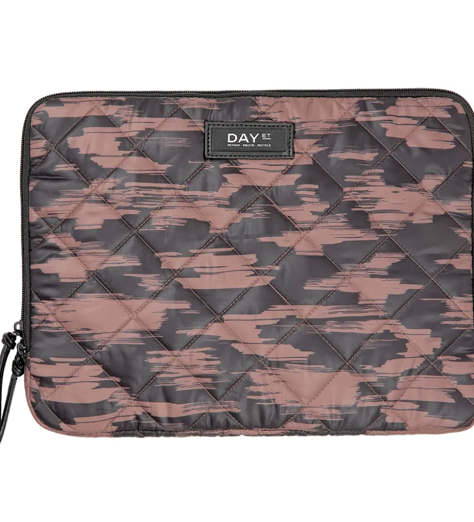 DAY ET Sleeve - Gweneth RE-S Folder13 - Nutmeg