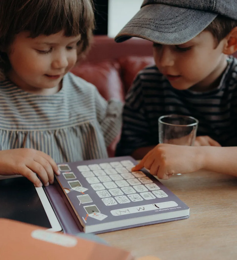 Kidywolf LCD-tegnetavle m. 30 Motiver - Galaxy