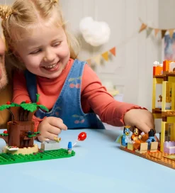 LEGO® Bluey - Blueys Families Hus 11203 - 382 Dele