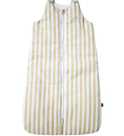 Pine Cone Sovepose - 0-6 mdr. - Mustard Stripe