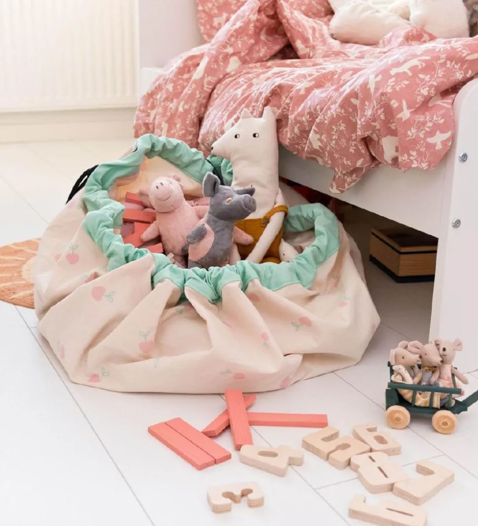 Play&Go Legetøjstæppe - Ø140 - Cherry Love